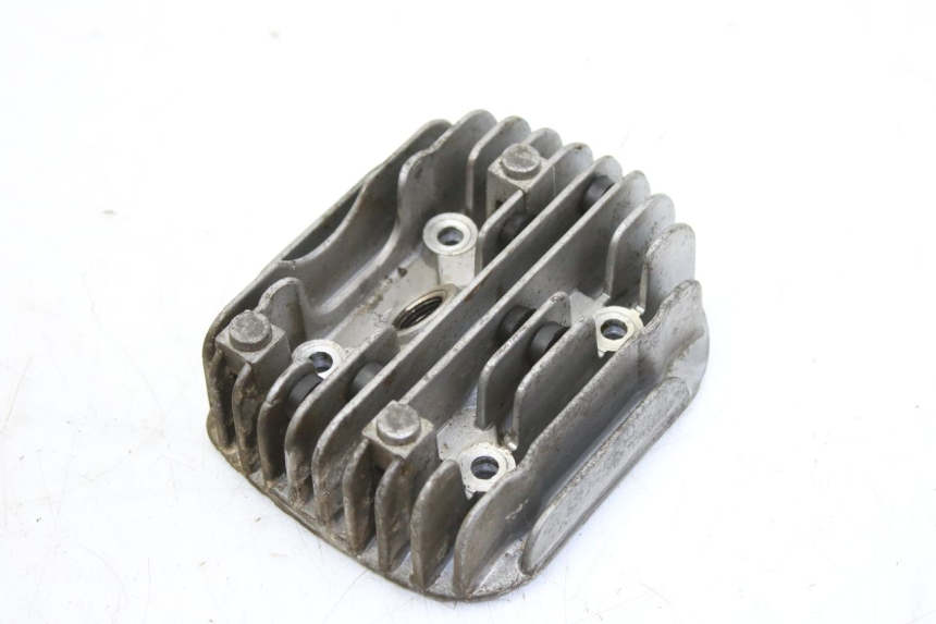 photo de CYLINDER HEAD SUZUKI CP 80 (1985 - 1996) - Fixing points details