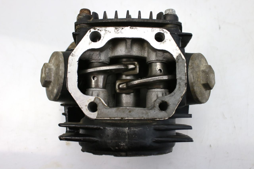 photo de CYLINDER HEAD LONCIN DIRT BIKE 125 - Product overview