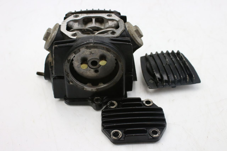 photo de CYLINDER HEAD LONCIN DIRT BIKE 125 - Surface and material condition