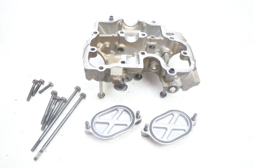 photo de CYLINDER HEAD SUZUKI DR S 600 (1985 - 1989) - Surface and material condition