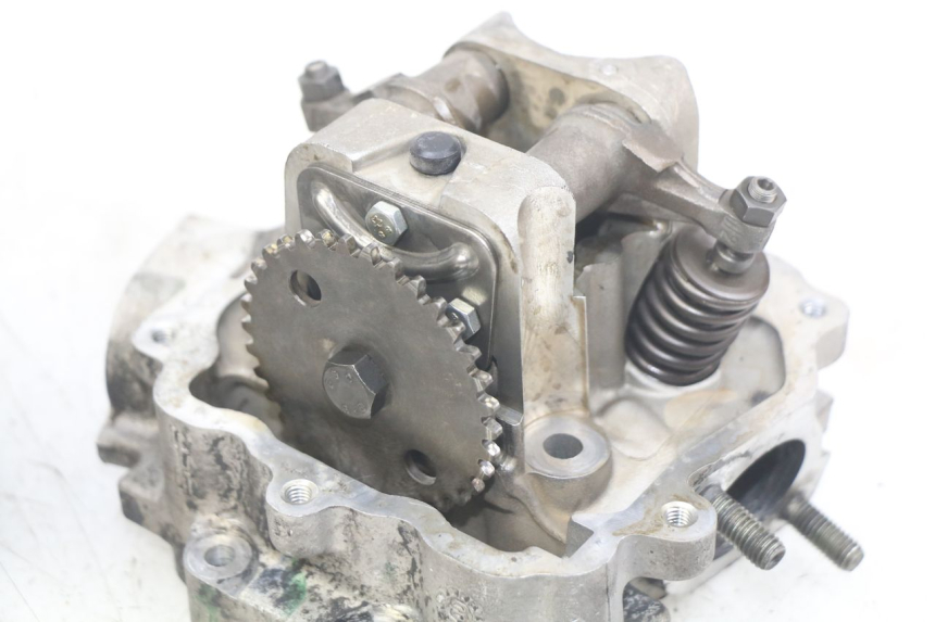 photo de CYLINDER HEAD PEUGEOT ELYSEO 125 (1999 - 2004) - High-resolution close-up