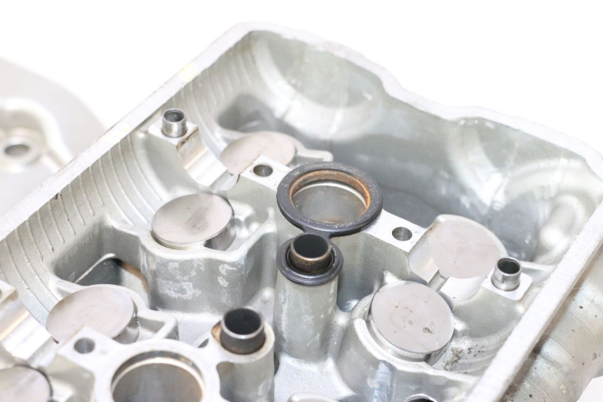 photo de CYLINDER HEAD KAWASAKI ER-6 ER6 N 650 (2005 - 2009) - Product overview