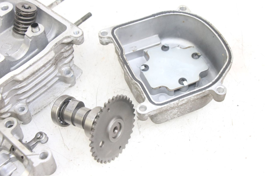 photo de CYLINDER HEAD JM MOTORS EVOLIS 4T 50 (2018 - 2022) - Detailed visual inspection