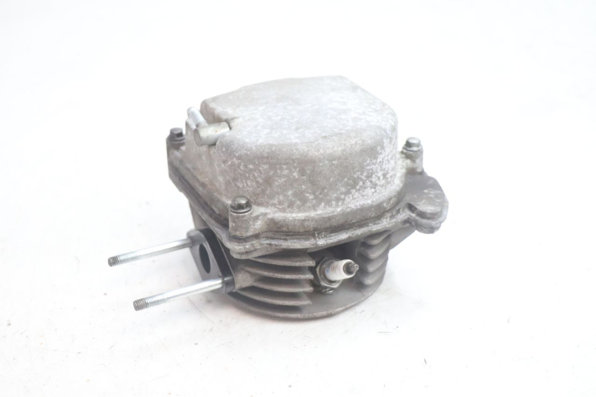 photo de CYLINDER HEAD JM MOTORS EVOLIS 4T 50 (2018 - 2022) - Detailed visual inspection