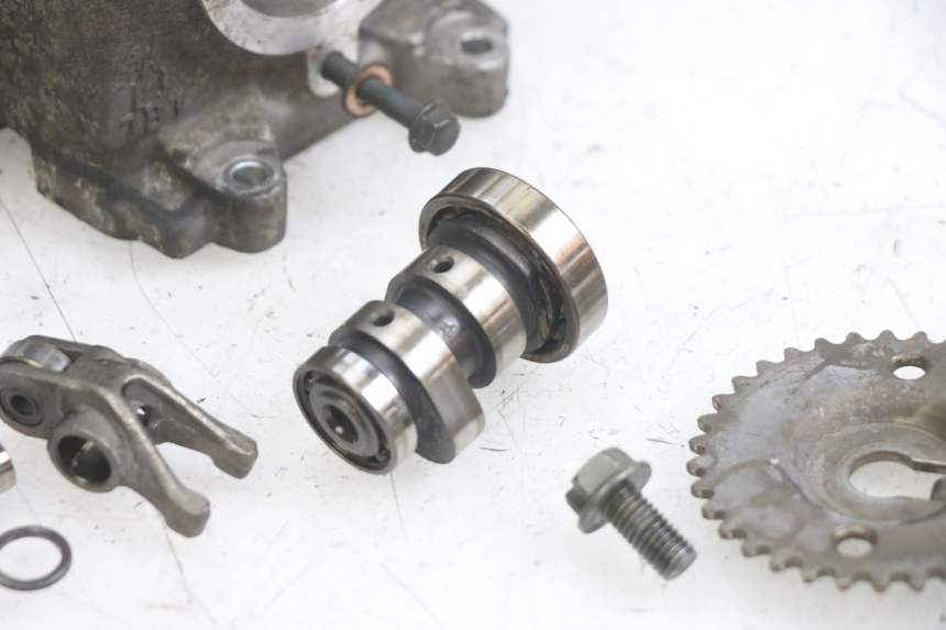 photo de CYLINDER HEAD TNT MOTOR FASTINO 4T 50 (2013 - 2019) - Additional view of the item