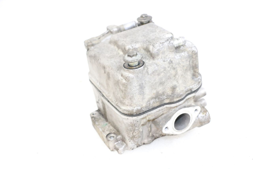 photo de Cylinder head HONDA FES S-WING SWING ABS 125 (2007 - 2015) - Alternative perspective