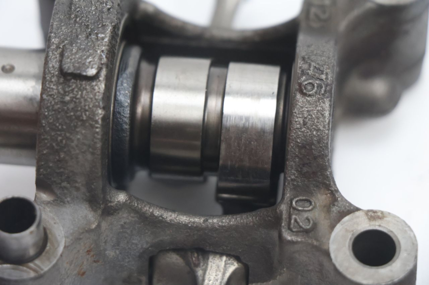photo de Cylinder head HONDA FES S-WING SWING ABS 125 (2007 - 2015) - Checked used part