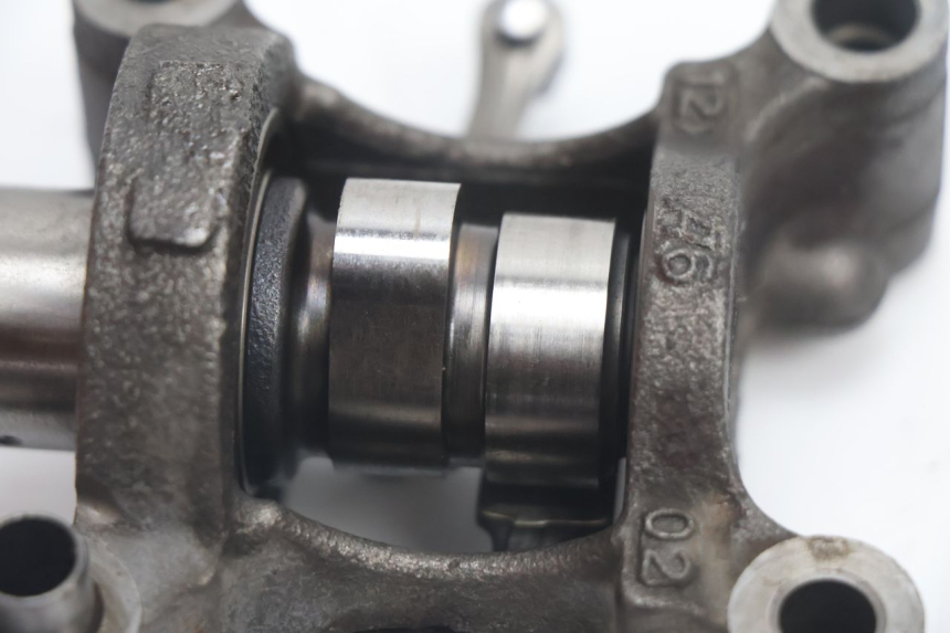 photo de Cylinder head HONDA FES S-WING SWING ABS 125 (2007 - 2015) - Markings and original references