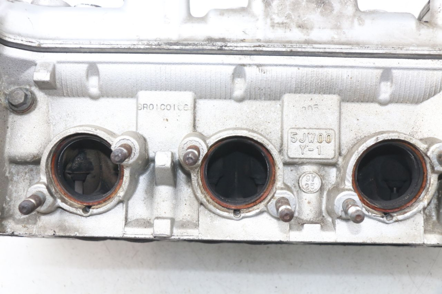photo de CYLINDER HEAD YAMAHA FJR ABS 1300 (2006 - 2012) - Alternative perspective