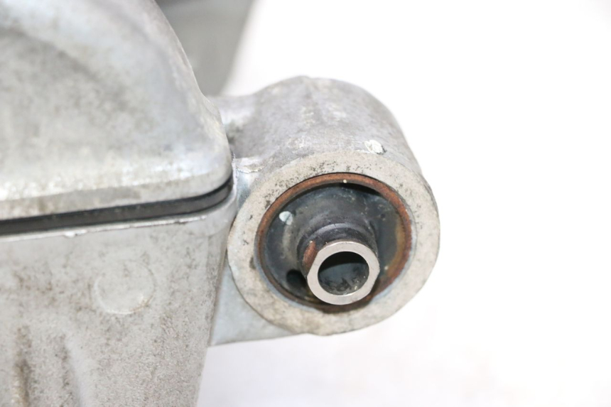 photo de CYLINDER HEAD HONDA FJS SILVER WING SILVERWING 400 (2005 - 2008) - High-resolution close-up