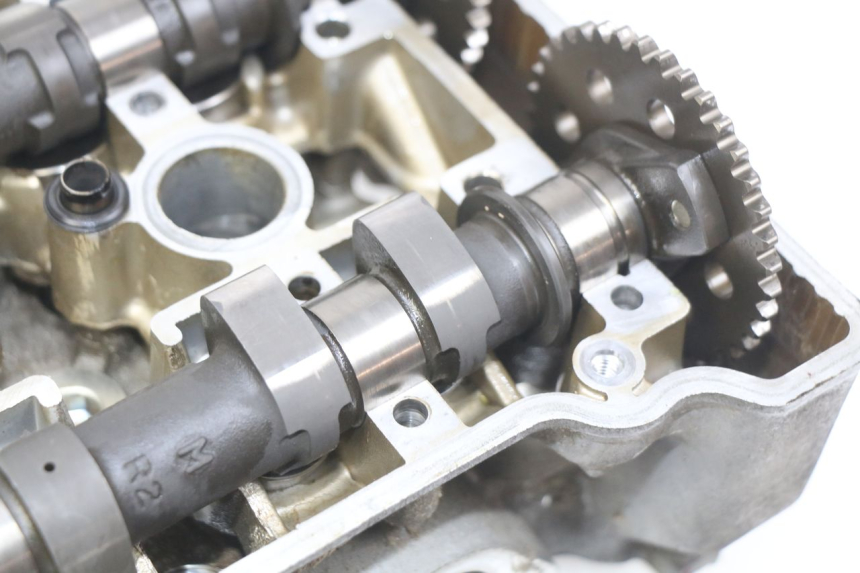 photo de CYLINDER HEAD HONDA FJS SILVERWING SILVER WING 400 (2009 - 2016) - Zoom on usage condition