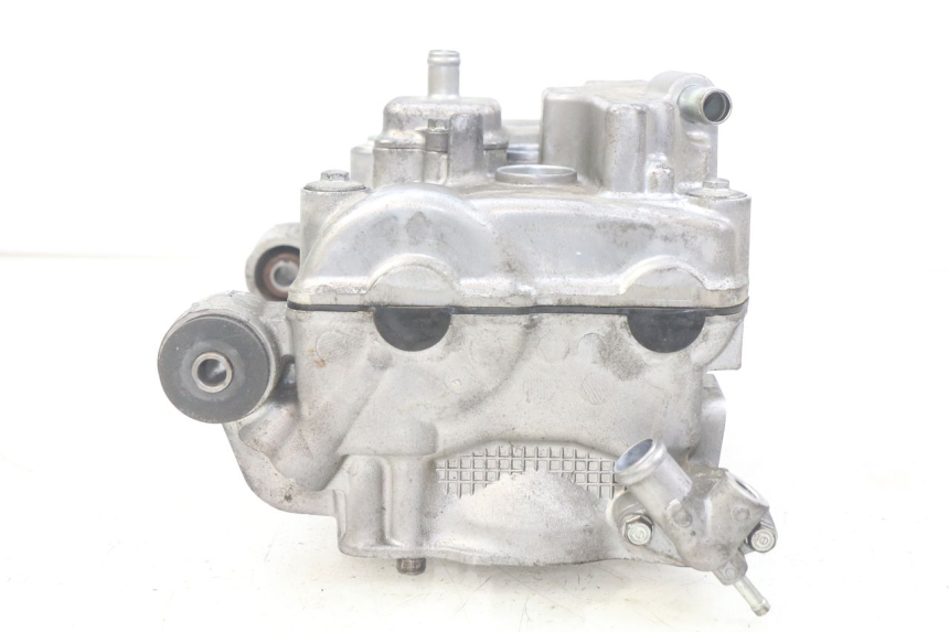 photo de CYLINDER HEAD HONDA FJS SILVERWING SILVER WING 400 (2009 - 2016) - Surface and material condition
