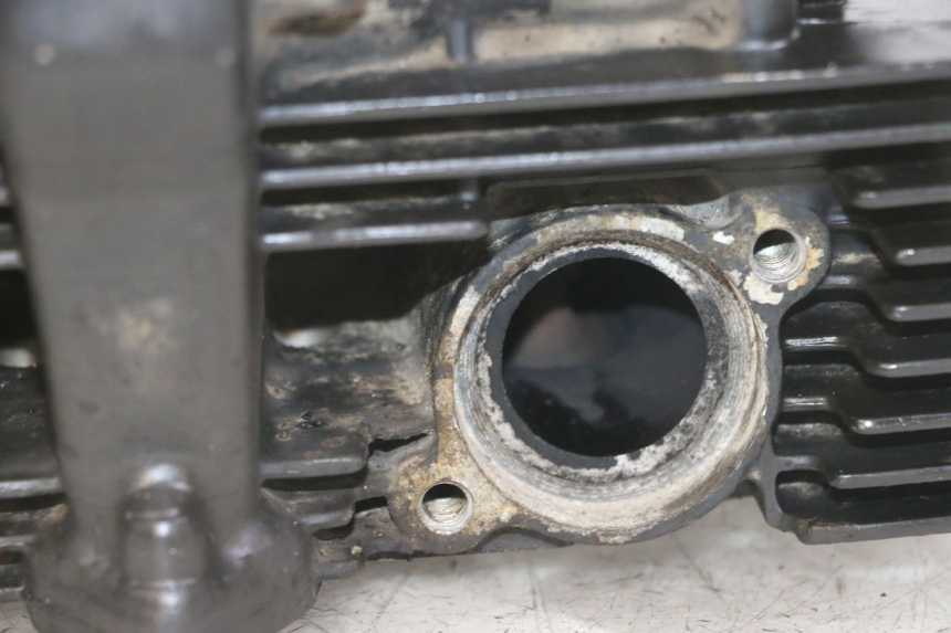 photo de CYLINDER HEAD SUZUKI GS GSE 500 (2001 - 2003) - Spare part profile view