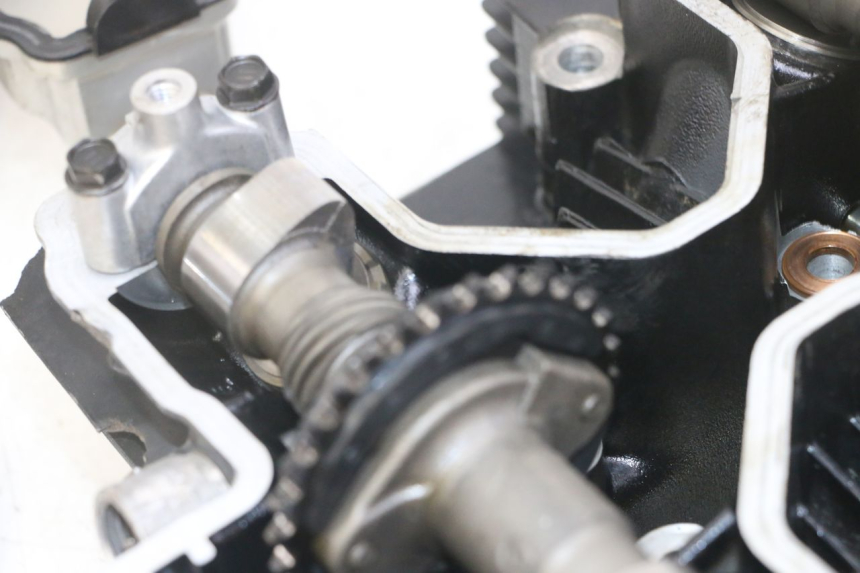 photo de CYLINDER HEAD SUZUKI GS GSE 500 (2001 - 2003) - Zoom on usage condition