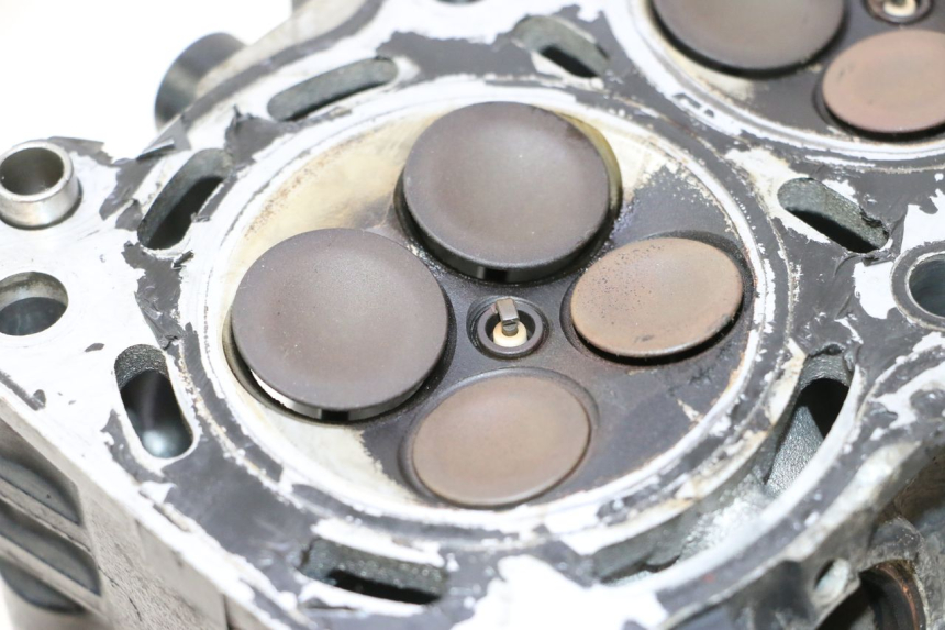 photo de CYLINDER HEAD SUZUKI GSR 600 (2005 - 2012) - Additional view of the item