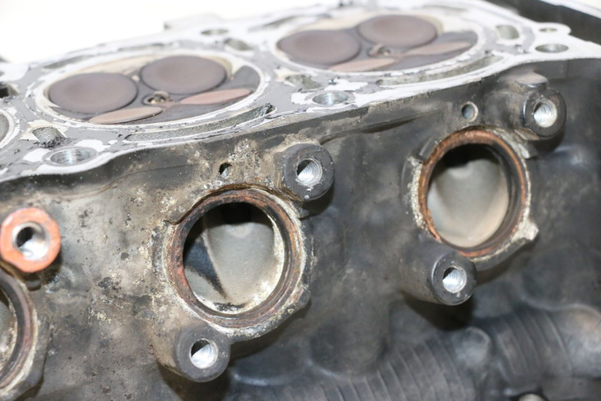 photo de CYLINDER HEAD SUZUKI GSR 600 (2005 - 2012) - Alternative perspective