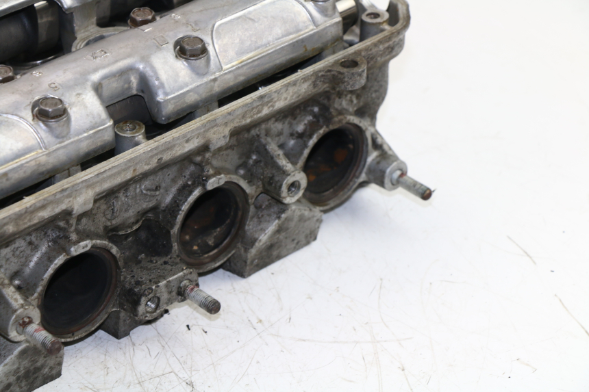 photo de CYLINDER HEAD HONDA CBR F 600 (1991 - 1994) - Surface and material condition
