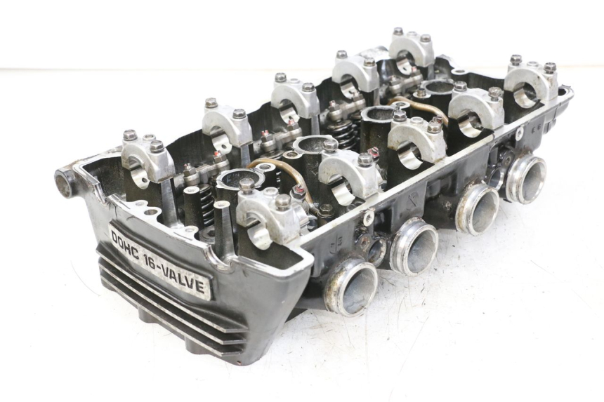 photo de CYLINDER HEAD KAWASAKI GTR 1000 (1994 - 2004) - Fixing points details