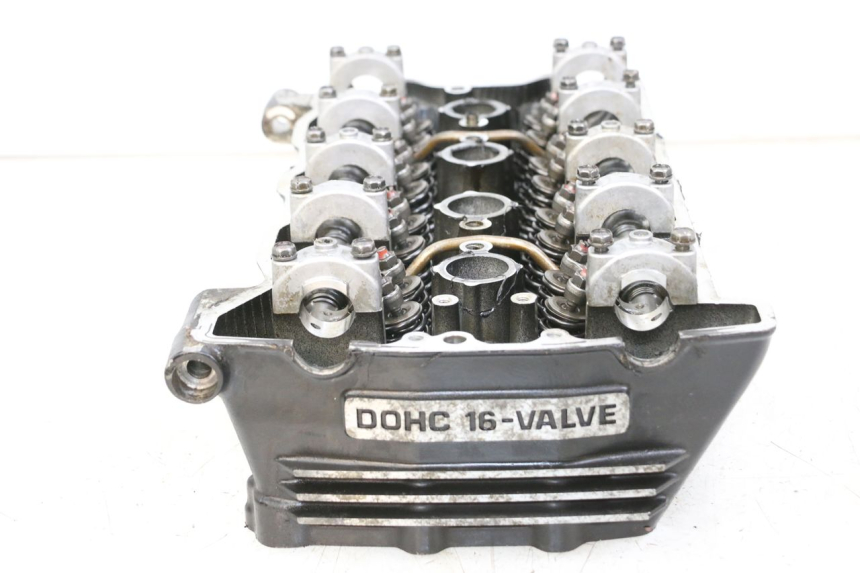 photo de CYLINDER HEAD KAWASAKI GTR 1000 (1994 - 2004) - Surface and material condition