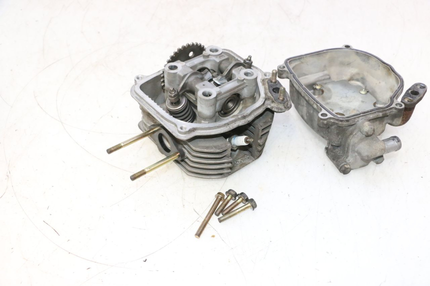 photo de CYLINDER HEAD KYMCO LIKE 125 (2009 - 2016) - Fixing points details