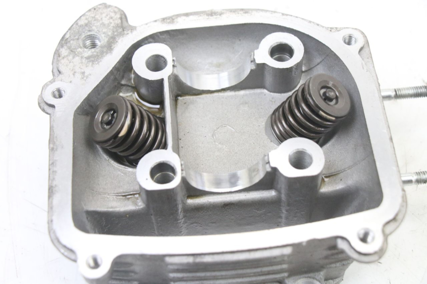 photo de CYLINDER HEAD LONGJIA SHARPY 125 (2020 - 2024) - Component detail