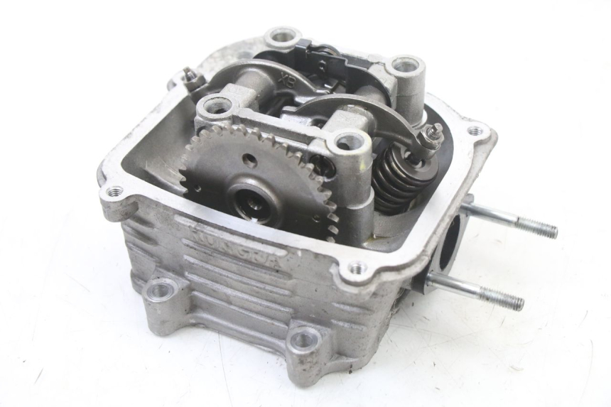 photo de CYLINDER HEAD LONGJIA SHARPY 125 (2020 - 2024) - Surface and material condition