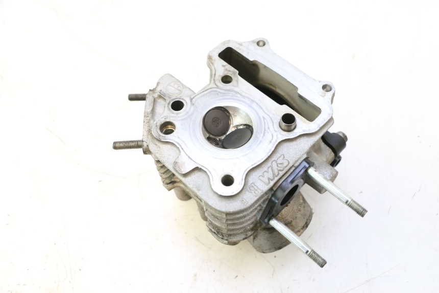 photo de CYLINDER HEAD SYM MIO 50 (2005 - 2010) - Component detail