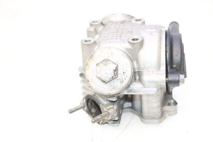photo de CYLINDER HEAD SYM MIO 50 (2005 - 2010) - Fixing points details