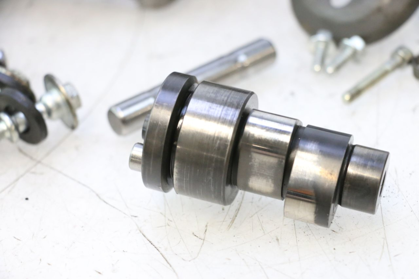 photo de CYLINDER HEAD PIAGGIO MP3 LT 300 (2010 - 2016) - Component zoom