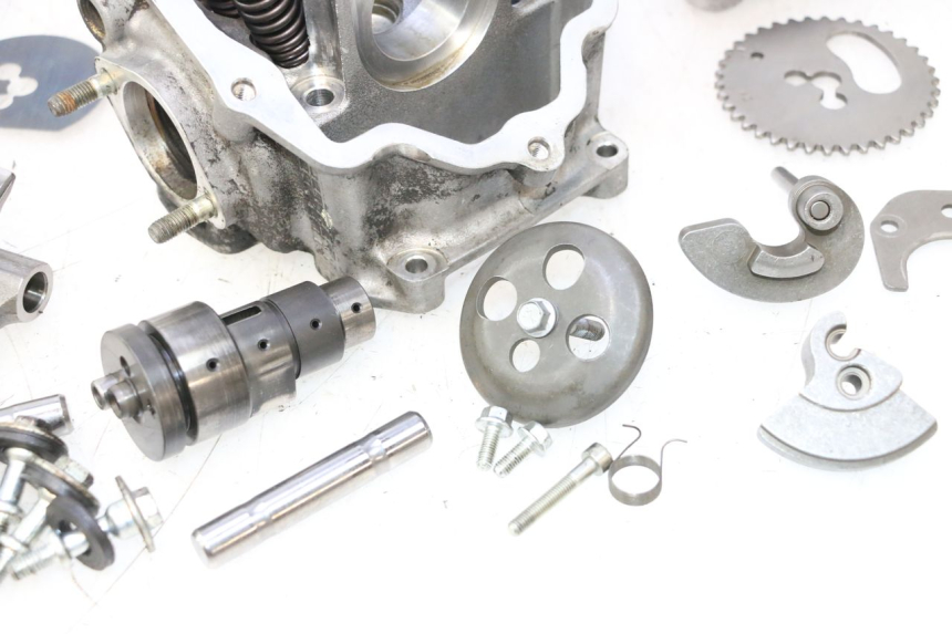 photo de CYLINDER HEAD PIAGGIO MP3 LT 300 (2010 - 2016) - Product overview