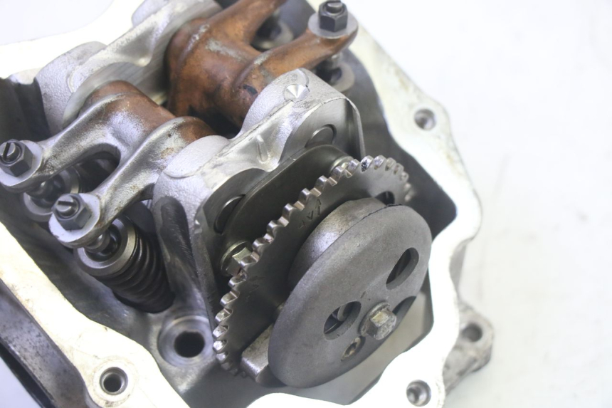 photo de CYLINDER HEAD PIAGGIO MP3 RL 250 (2006 - 2010) - Alternative perspective