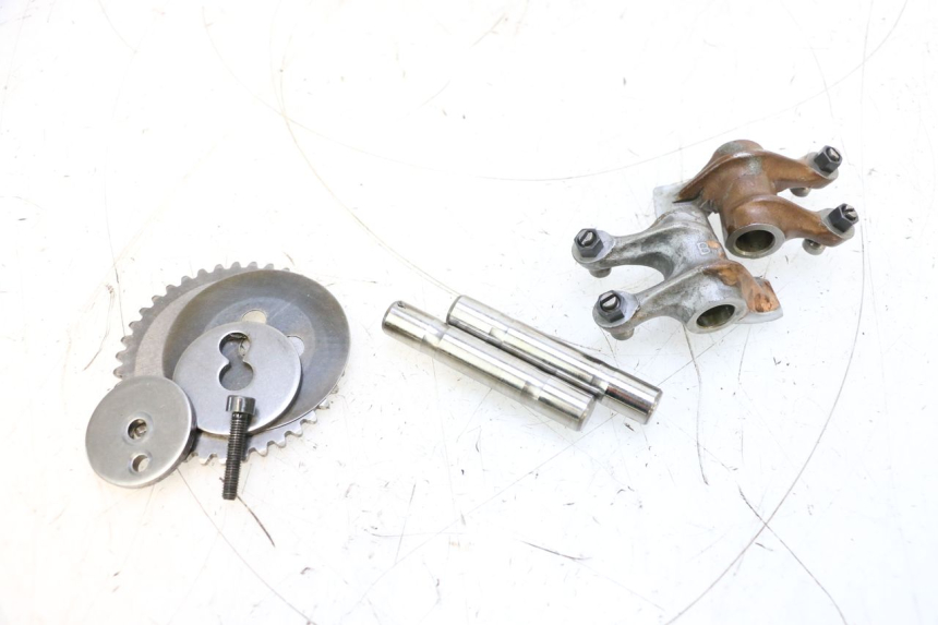 photo de CYLINDER HEAD PIAGGIO MP3 125 (2006 - 2014) - Alternative angle