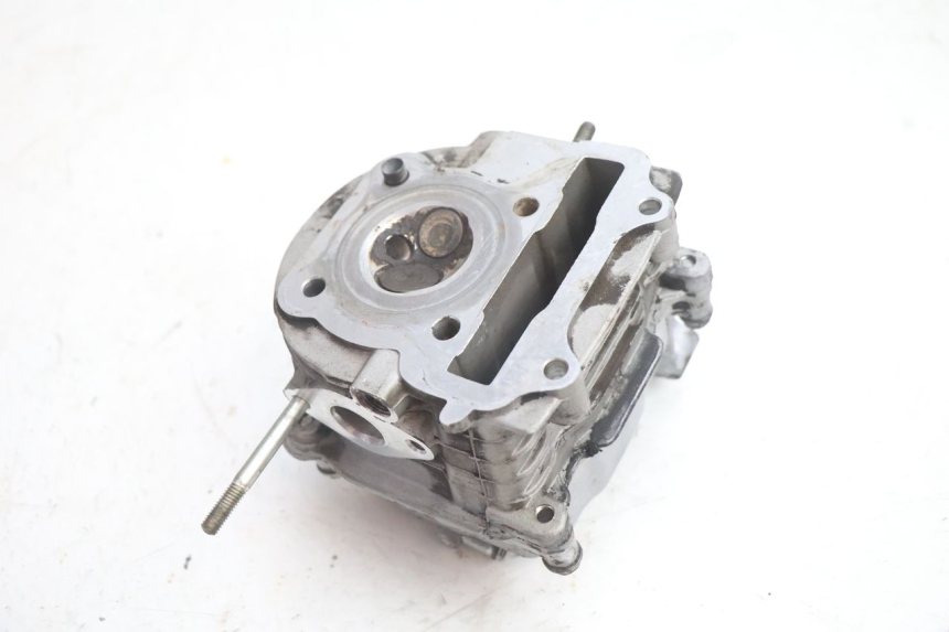 photo de CYLINDER HEAD KYMCO LIKE 4T 50 (2019 - 2025) - Zoom on usage condition