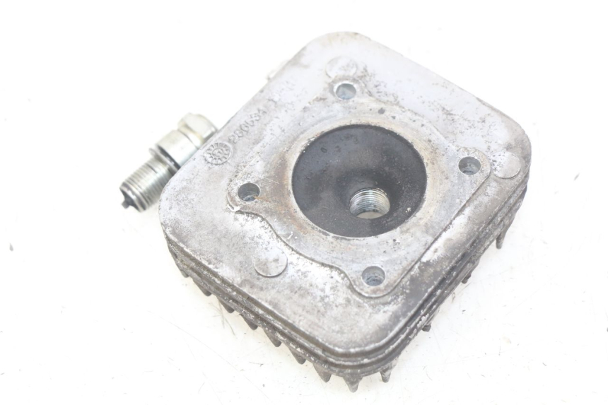 photo de CYLINDER HEAD PIAGGIO NEW TYPHOON 50 (2018 - 2021) - Alternative perspective