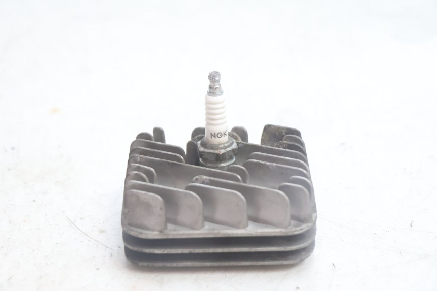 photo de CYLINDER HEAD PIAGGIO NEW TYPHOON 50 (2018 - 2021) - Main view