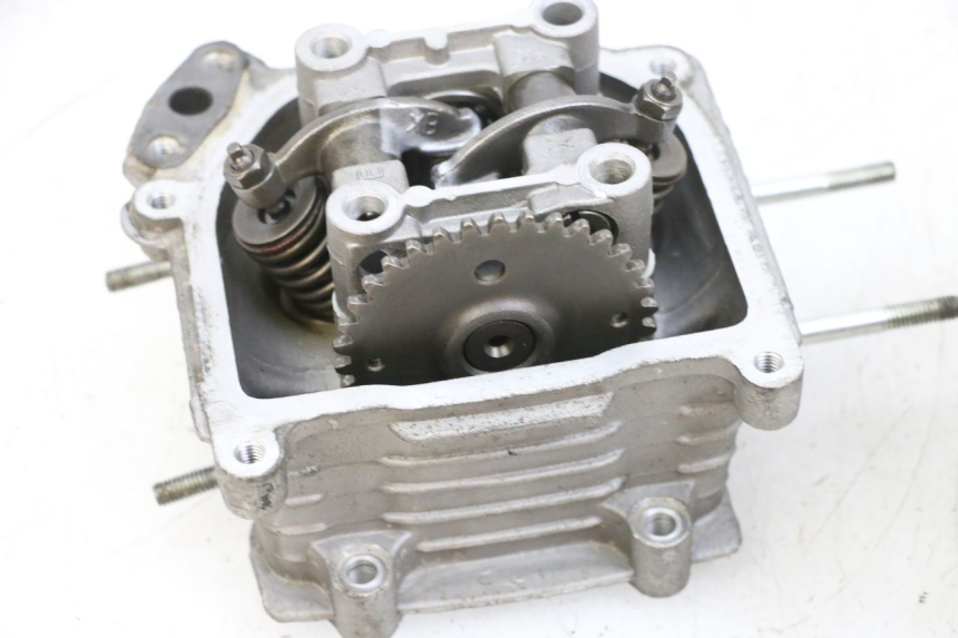 photo de CYLINDER HEAD JM MOTORS OLDIES 4T 50 (2010 - 2020) - Surface and material condition
