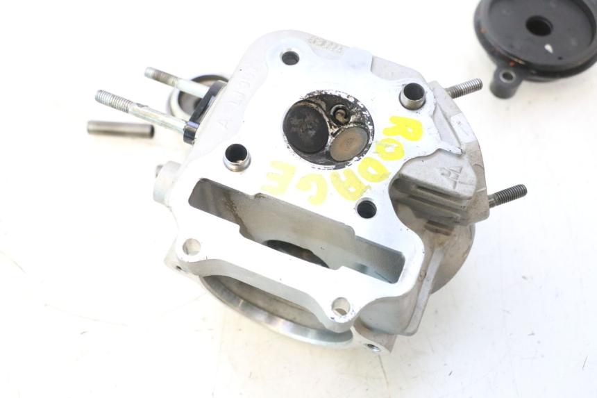 photo de CYLINDER HEAD SYM ORBIT III 3 4T 50 (2021 - 2025) - Surface and material condition
