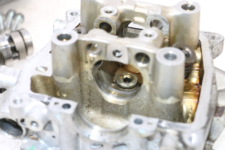 photo de CYLINDER HEAD HONDA PCX (JF57/JF64) 125 (2014 - 2018) - Focus on structure