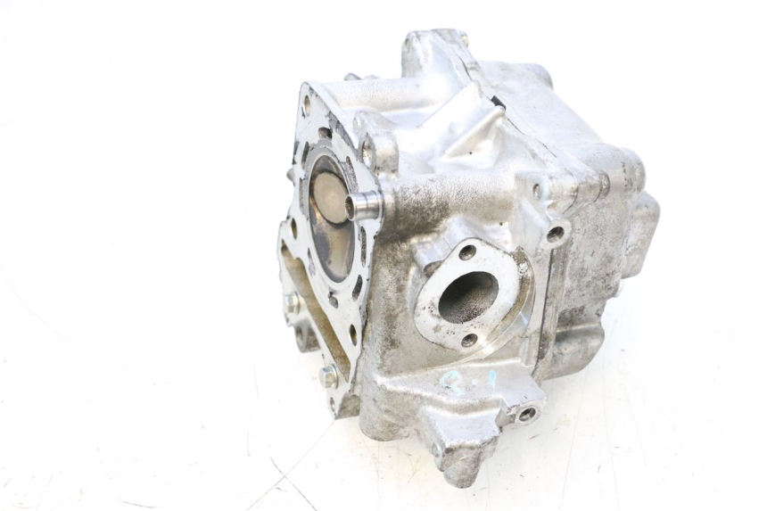 photo de CYLINDER HEAD HONDA PCX (JF57/JF64) 125 (2014 - 2018) - Alternative perspective