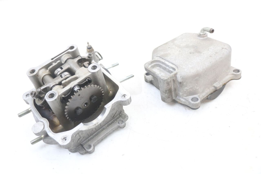 photo de CYLINDER HEAD PEUGEOT BELVILLE 125 (2017 - 2021) - Technical close-up