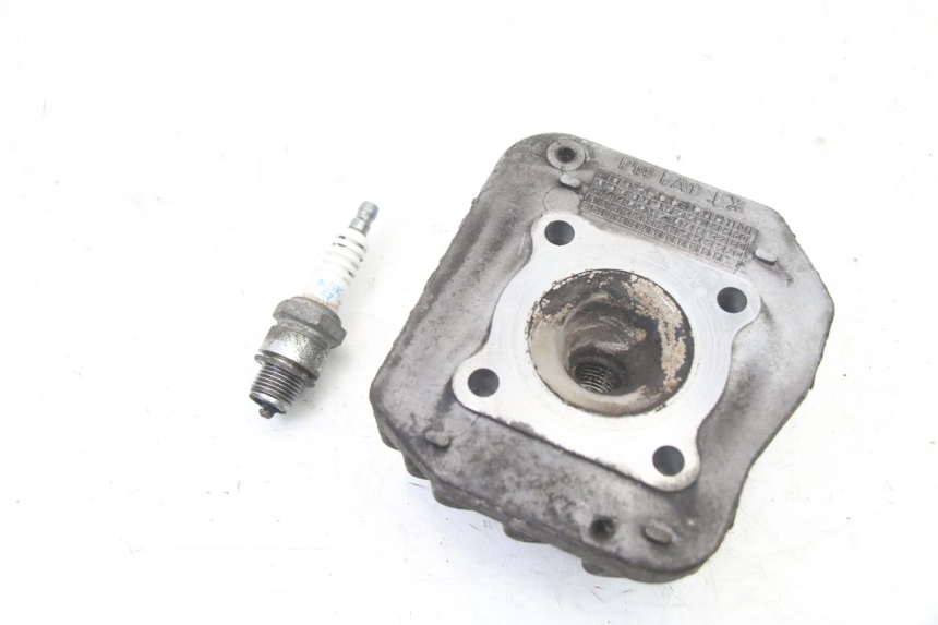 photo de CYLINDER HEAD PEUGEOT ELYSTAR 50 (2002 - 2014) - Product overview