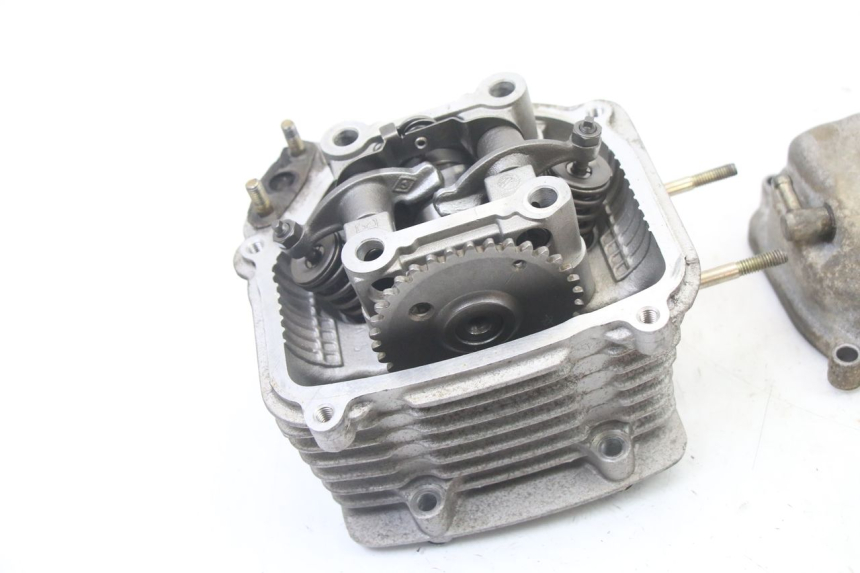 photo de CYLINDER HEAD PEUGEOT VIVACITY 125 (2010 - 2017) - Component zoom