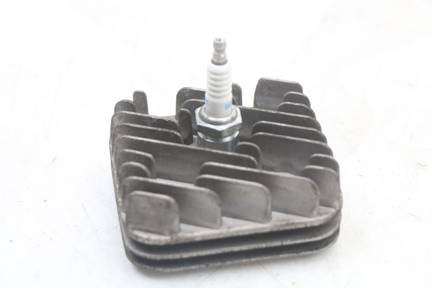 photo de CYLINDER HEAD PIAGGIO VESPA LX 2T 50 (2005 - 2013) - Main view