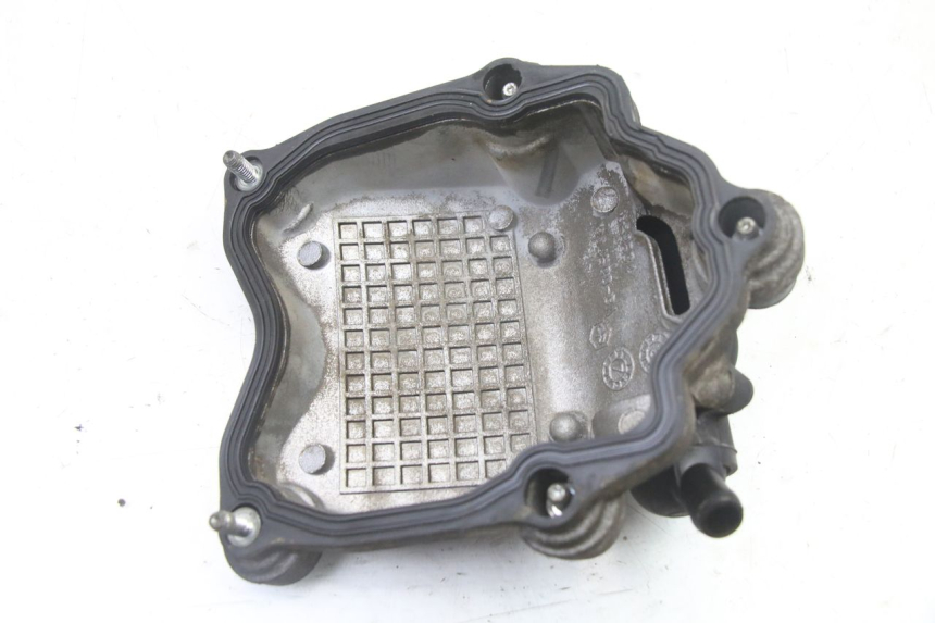 photo de CYLINDER HEAD PIAGGIO X8 125 (2004 - 2007) - Detailed visual inspection