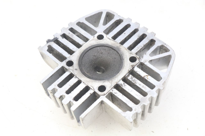 photo de CYLINDER HEAD YAMAHA PW 80 (1983 - 2014) - Technical close-up