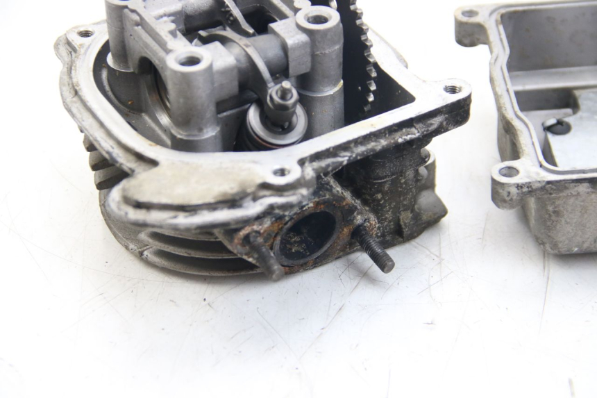 photo de CYLINDER HEAD TNT MOTOR ROMA 10' 4T 50 (2019 - 2022) - Technical close-up