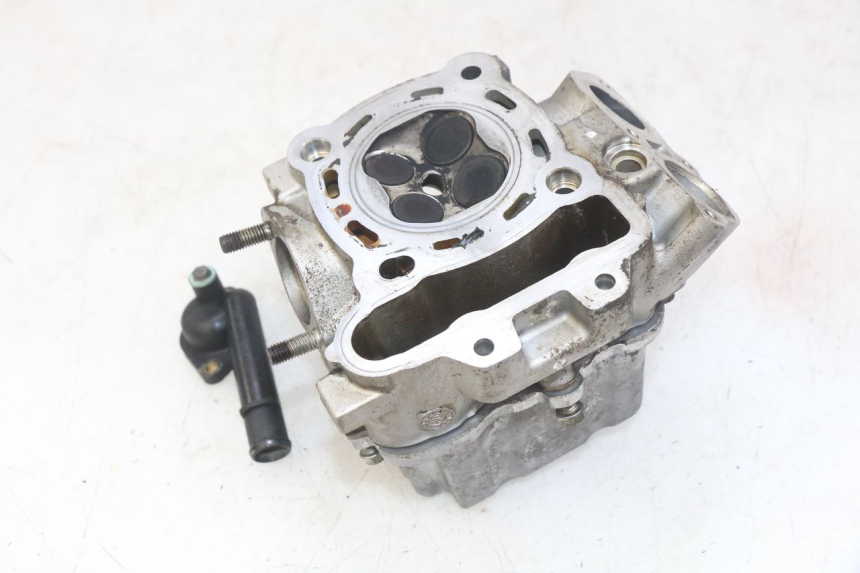 photo de CYLINDER HEAD PEUGEOT SATELIS 125 (2010 - 2012) - Zoom on usage condition