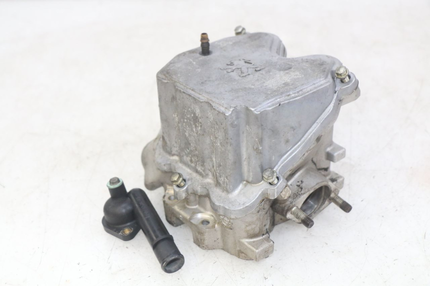 photo de CYLINDER HEAD PEUGEOT SATELIS 125 (2010 - 2012) - Surface and material condition