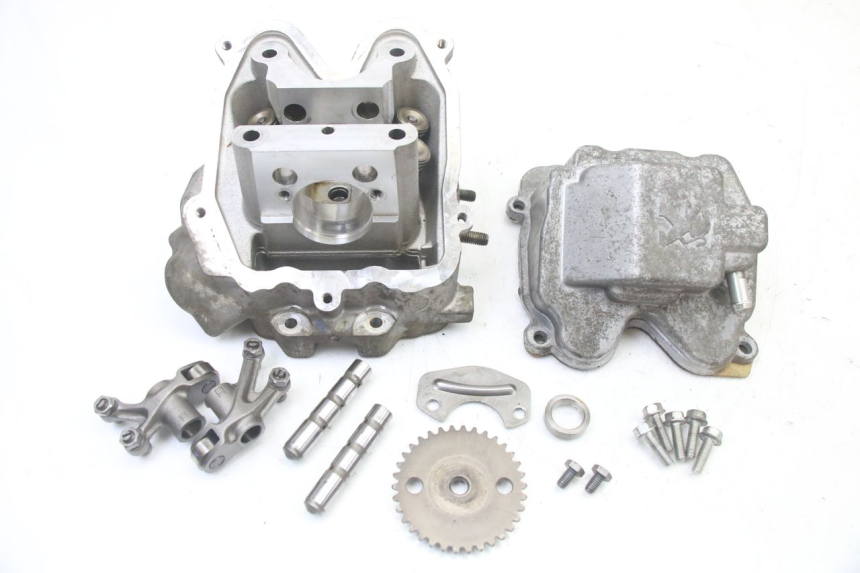 photo de CYLINDER HEAD PEUGEOT SATELIS 125 (2013 - 2018) - Main view