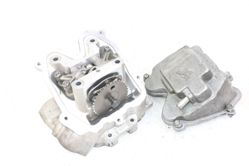 photo de CYLINDER HEAD PEUGEOT SATELIS 125 (2013 - 2018) - Main view